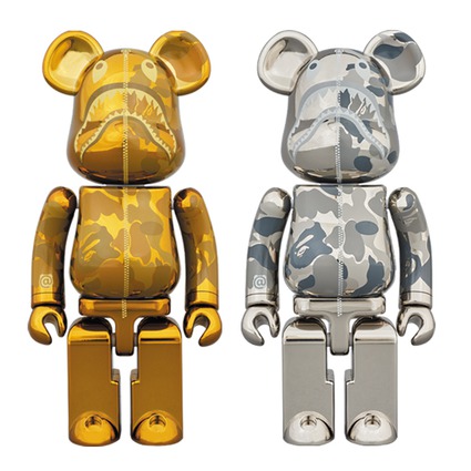 超合金 BAPE(R) CAMO SHARK BE@RBRICK GOLD/SILVER