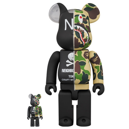 A BATHING APE(R) × NEIGHBORHOOD(R) BE@RBRICK 100% & 400%