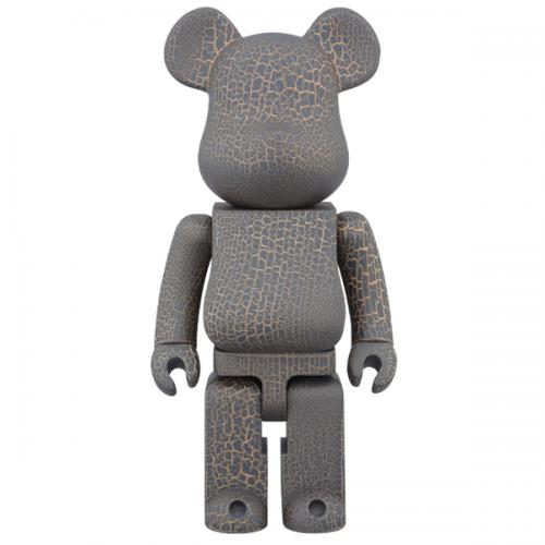BE@RBRICK カリモク  CRACK PAINT 400%